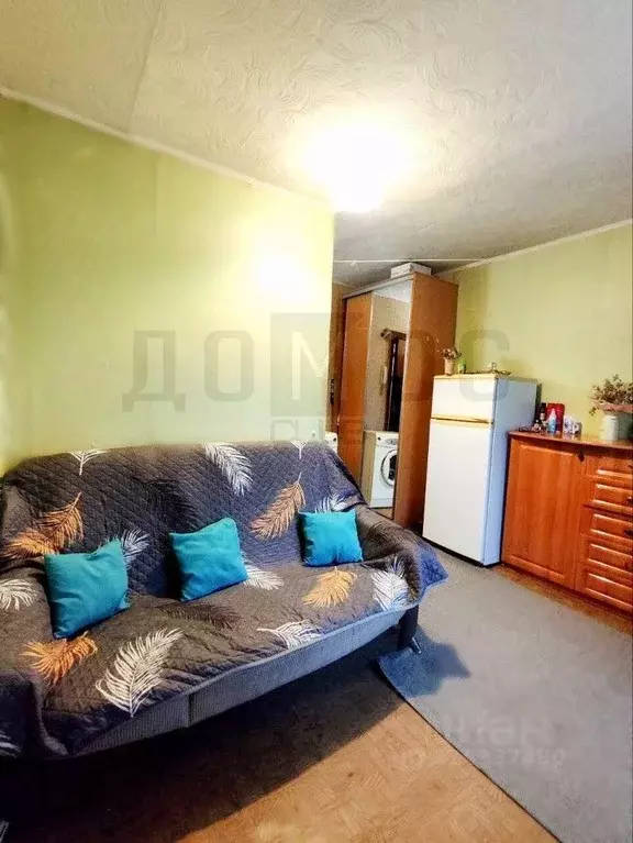 Комната Свердловская область, Екатеринбург ул. Самолетная, 27 (13.5 м) - Фото 1