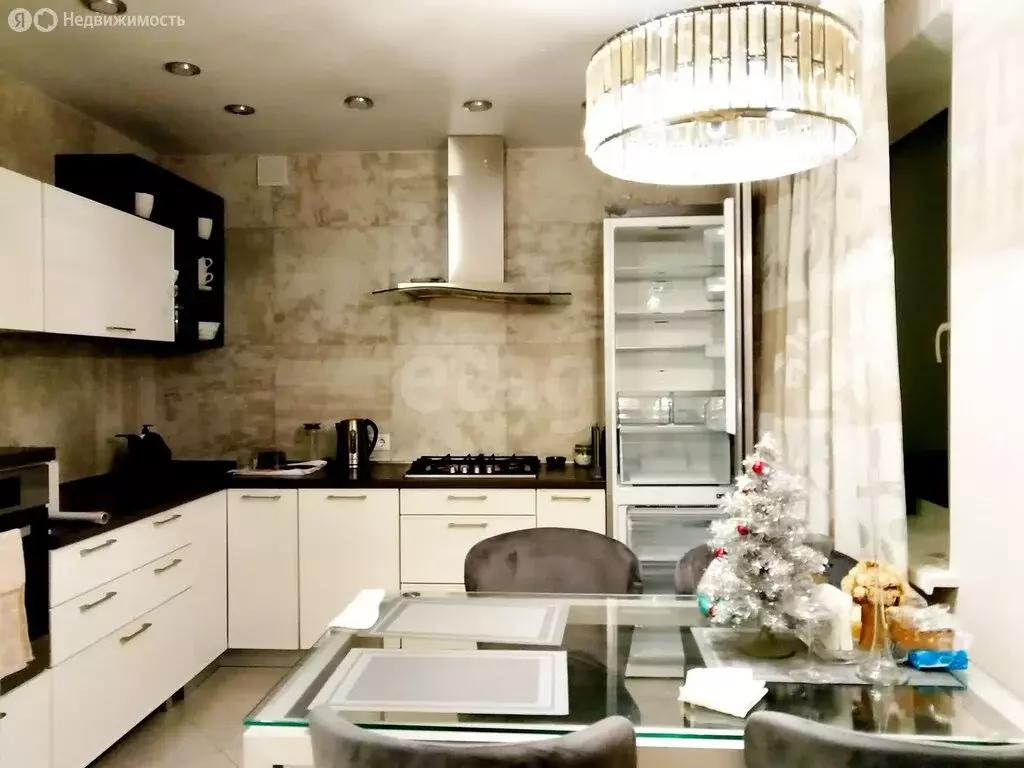 3-комнатная квартира: Серпухов, Физкультурная улица, 18А (62 м) - Фото 1