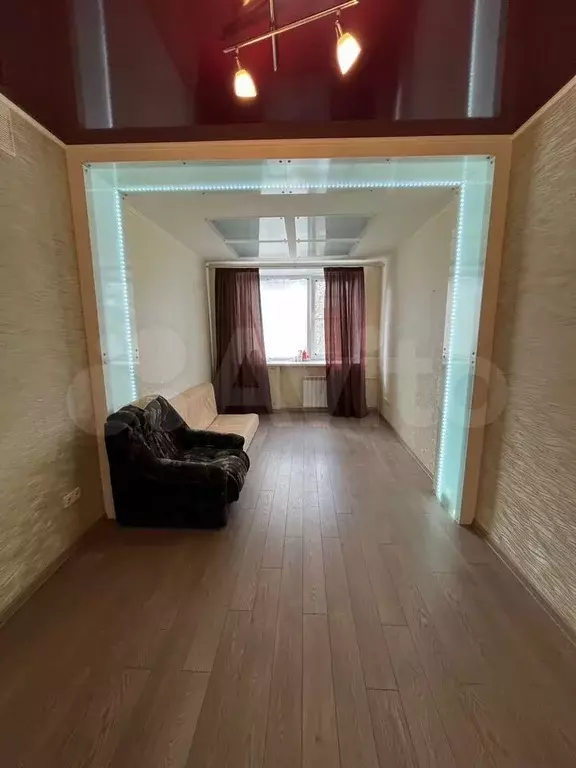 Комната 18 м в 6-к., 3/5 эт. - Фото 0
