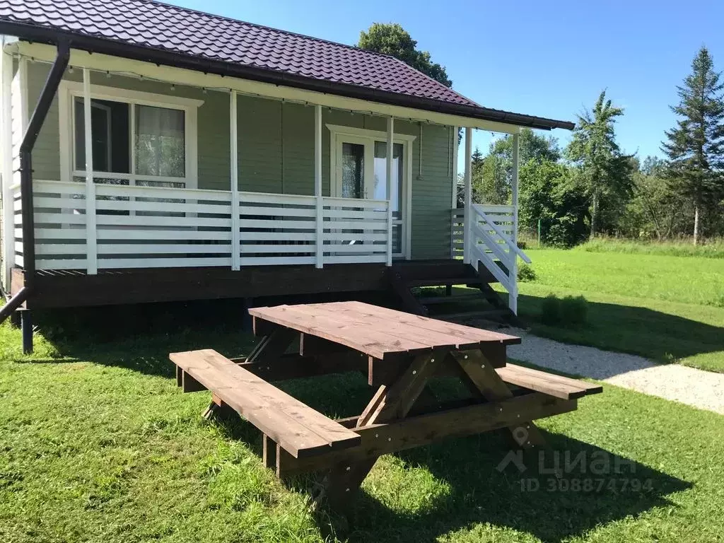 Дом в Псковская область, Пушкиногорье городское поселение, д. ... - Фото 0