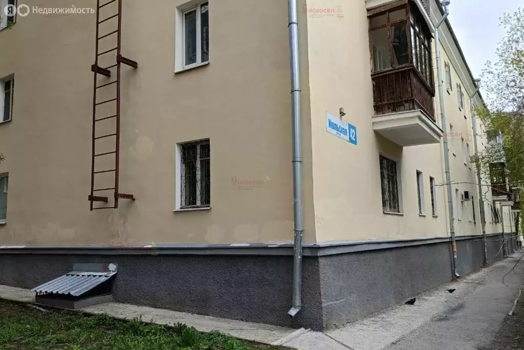 2-комнатная квартира: Екатеринбург, Июльская улица, 42 (49 м) - Фото 1