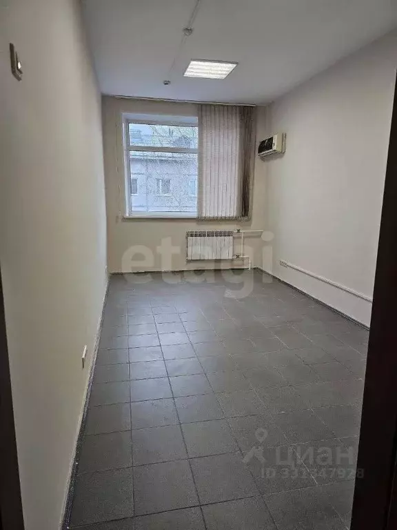 Офис в Тюменская область, Тюмень ул. Пермякова, 43А (17 м) - Фото 1