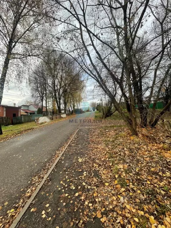 Участок в Калужская область, Калуга д. Азарово, ул. Чистые Ключи, 9 ... - Фото 1