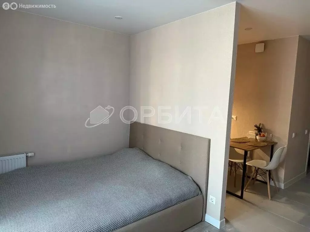 Квартира-студия: Тюмень, микрорайон Антипино, улица Александра ... - Фото 1