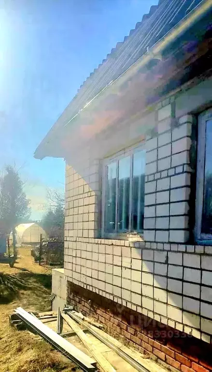 Дом в Ленинградская область, Сланцевский район, Новосельское с/пос, д. ... - Фото 1