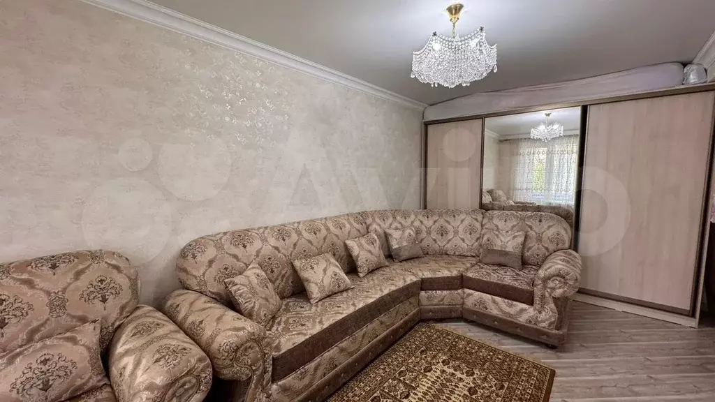 1-к. квартира, 40 м, 3/5 эт. - Фото 1