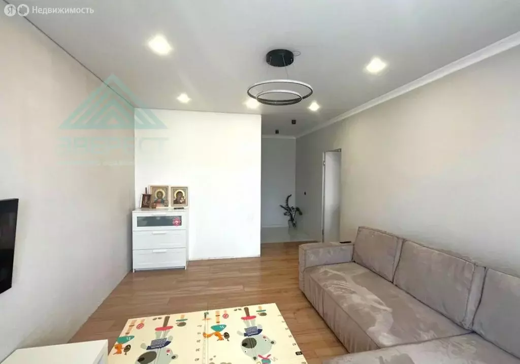 2-комнатная квартира: Абакан, улица Авиаторов, 16 (64 м) - Фото 1