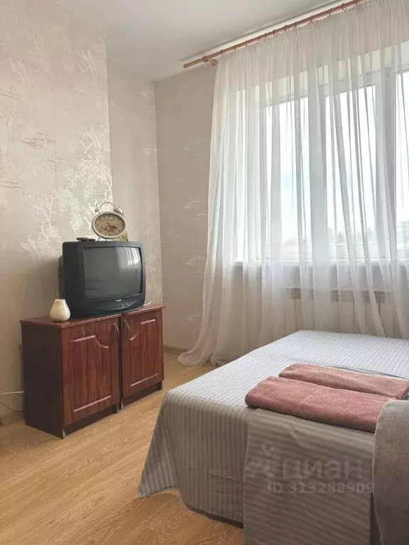 2-к кв. Пензенская область, Пенза ул. Максима Горького, 54 (70.0 м) - Фото 1