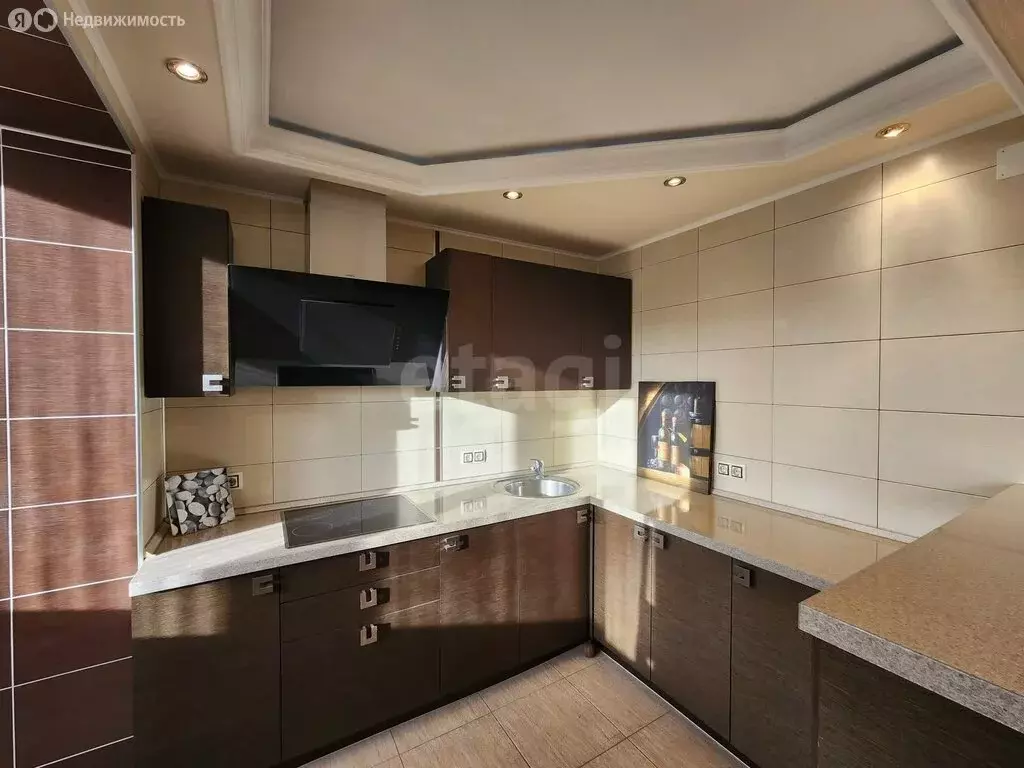 4-комнатная квартира: Владикавказ, проспект Коста, 278 (126.4 м) - Фото 1