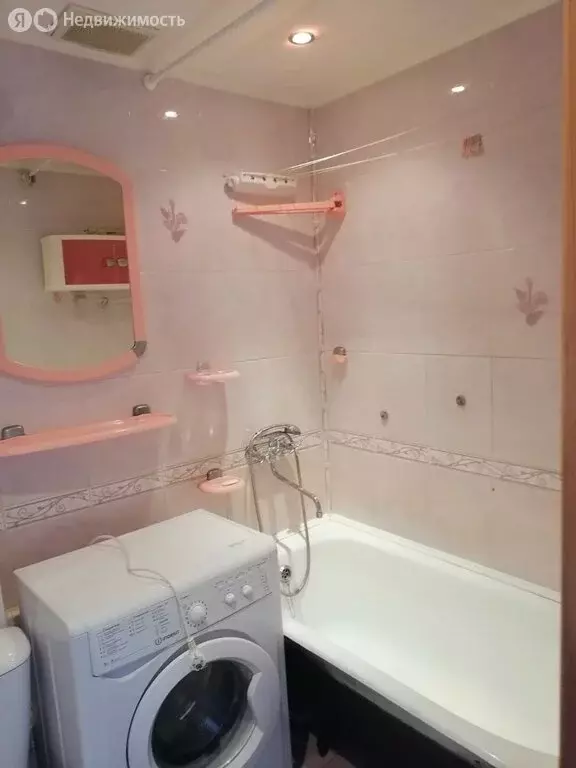 3-комнатная квартира: село Дмитриевка, Первомайский переулок, 10 (72 ... - Фото 1