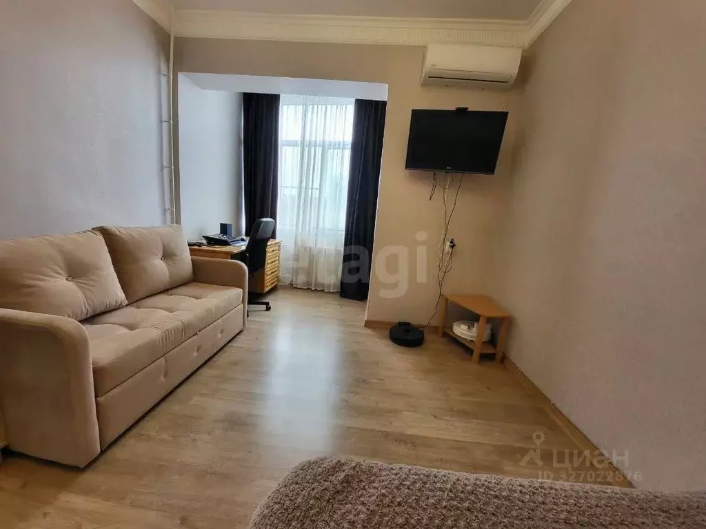 2-к кв. Адыгея, Майкоп ул. Победы, 8 (68.6 м) - Фото 1