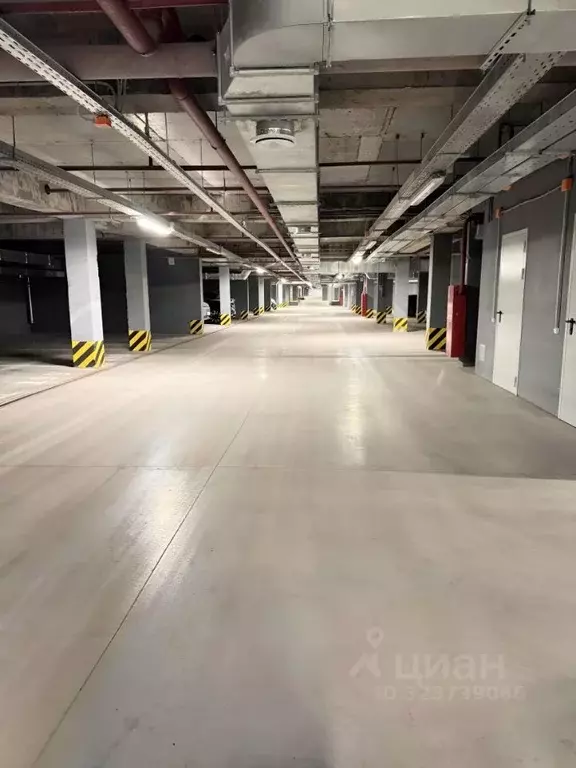 Гараж в Кемеровская область, Новокузнецк ул. Свердлова, 9 (18 м) - Фото 1