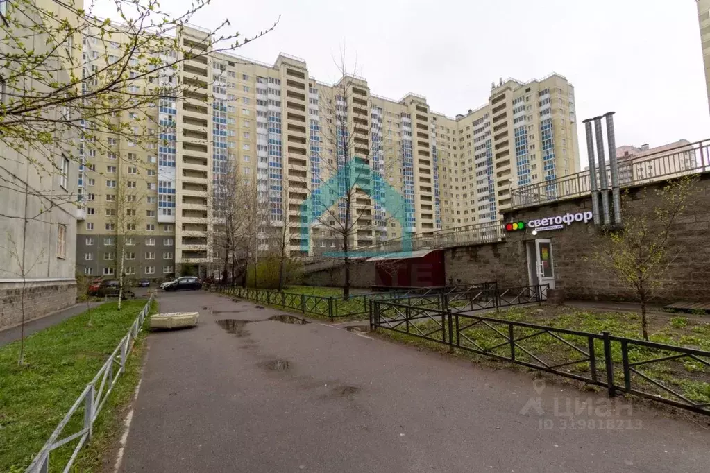 Комната Санкт-Петербург просп. Героев, 26к2 (35.0 м) - Фото 1