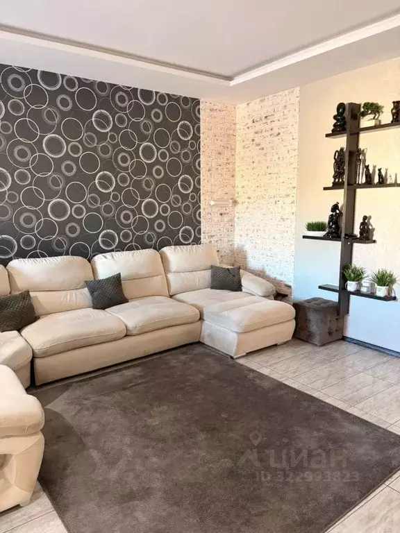 Таунхаус в Омская область, Омск Старгород мкр, ул. Тютчева, 7 (295 м) - Фото 0