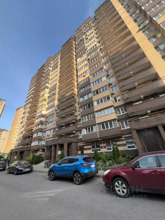 2-к кв. Московская область, Долгопрудный Набережная ул., 21к1 (72.0 м) - Фото 0