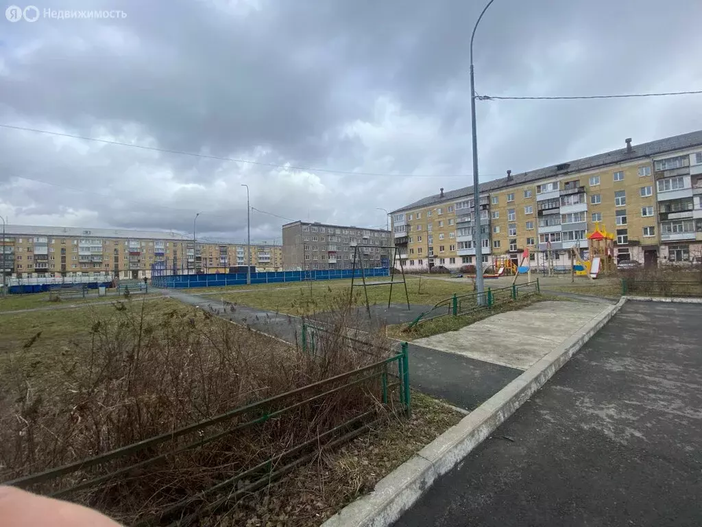 3-комнатная квартира: Нижний Тагил, Ленинградский проспект, 80 (52.2 ... - Фото 2