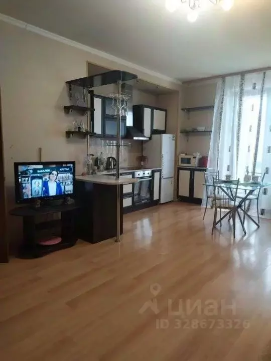 3-к кв. Красноярский край, Красноярск ул. Молокова, 1к3 (81.0 м) - Фото 1