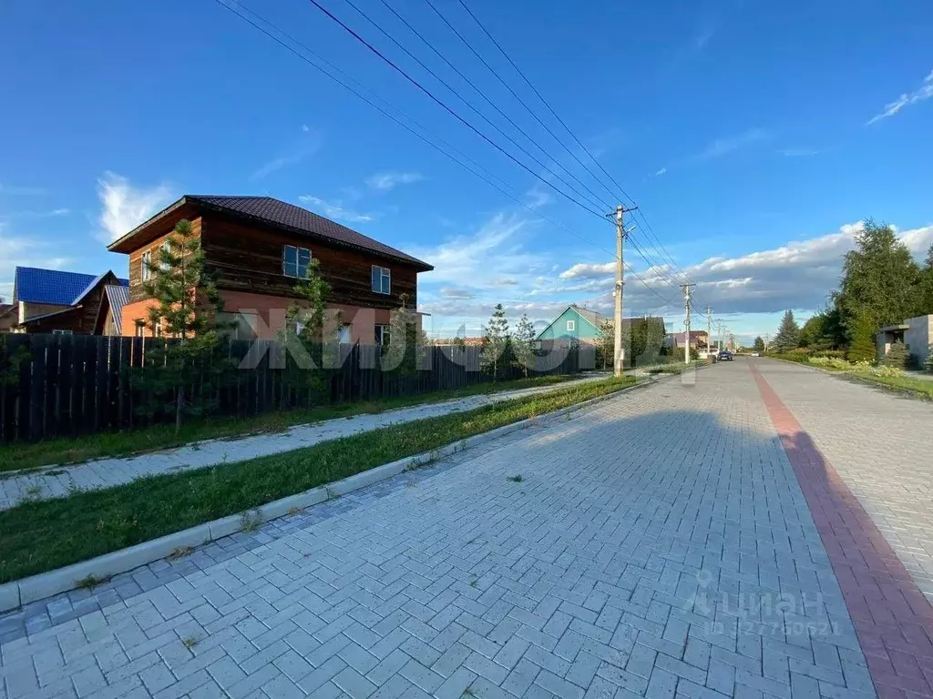 Дом в Хакасия, Абакан Дружная ул. (200 м) - Фото 1