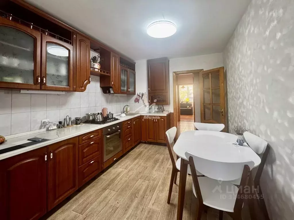 3-к кв. Севастополь ул. Астана Кесаева, 16 (74.5 м) - Фото 1