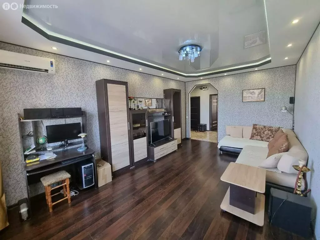 2-комнатная квартира: Астрахань, улица Куликова, 85к2 (57.1 м) - Фото 1