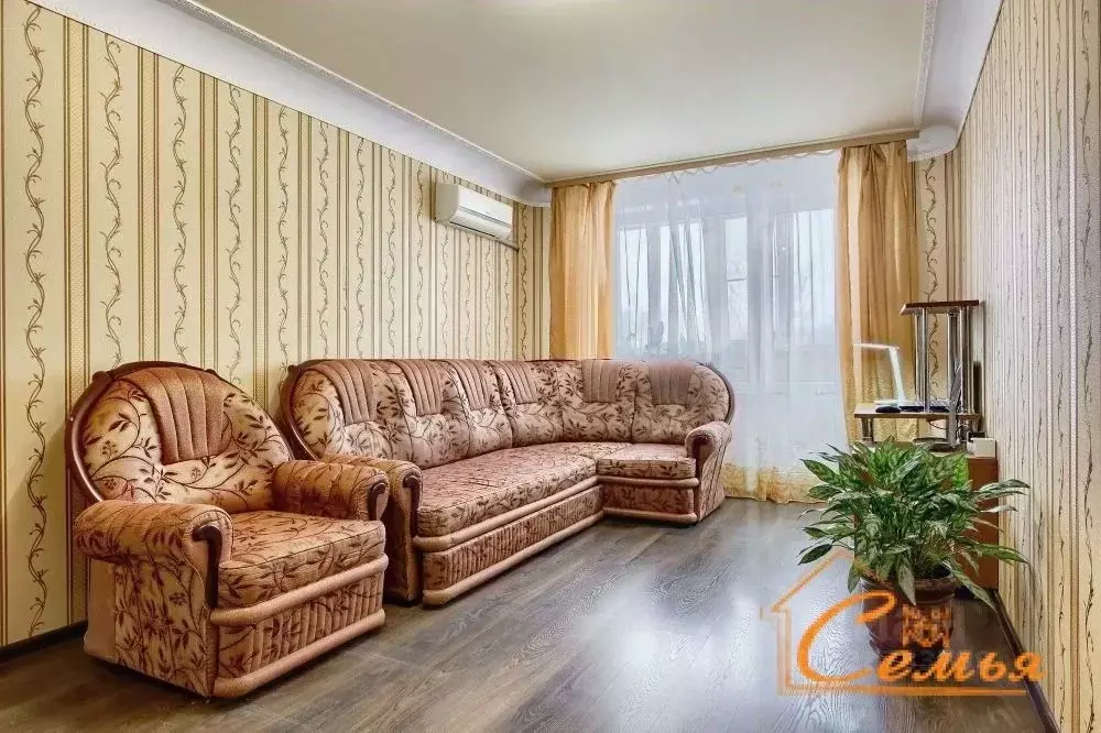2-к кв. Волгоградская область, Волжский ул. Александрова, 5 (54.4 м) - Фото 2