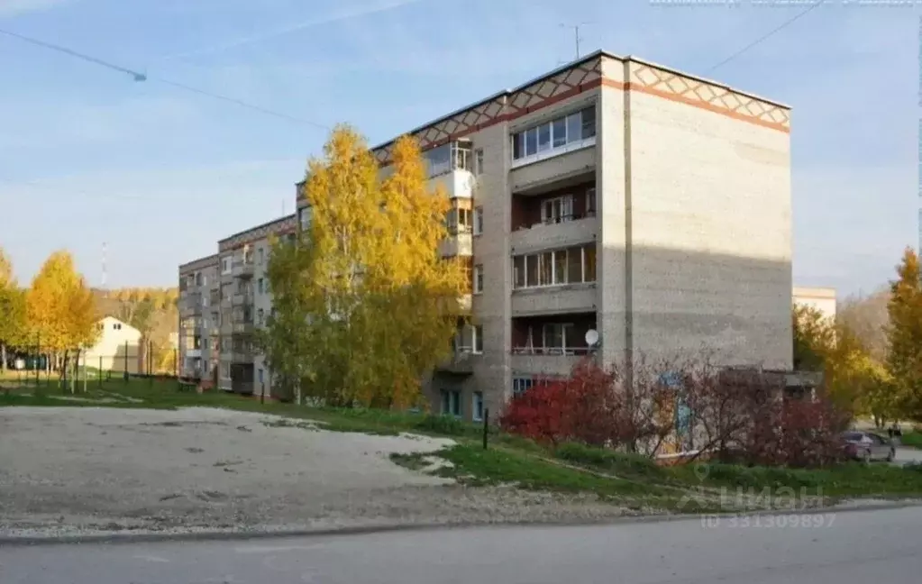1-к кв. Свердловская область, Дегтярск ул. Гагарина, 9 (33.0 м) - Фото 1