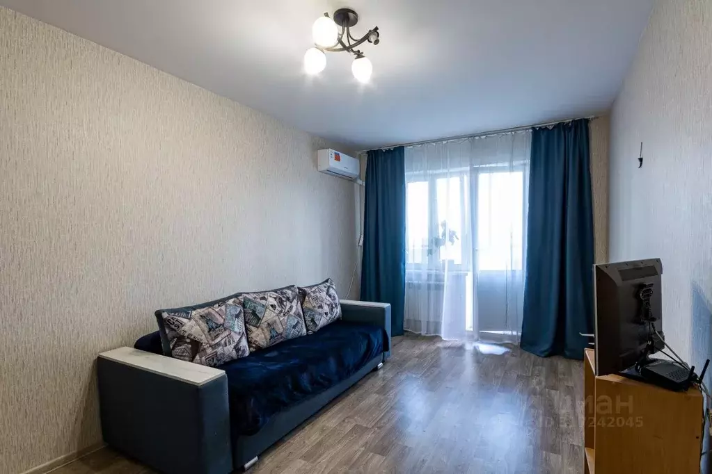 1-к кв. Красноярский край, Красноярск ул. Александра Матросова, 40 ... - Фото 0