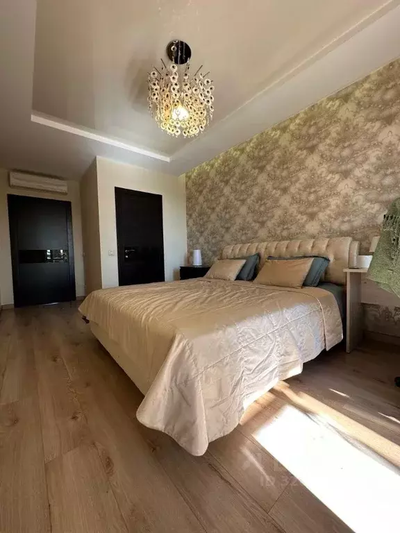 2-к кв. Татарстан, Казань ул. Чернышевского, 33 (67.0 м) - Фото 1