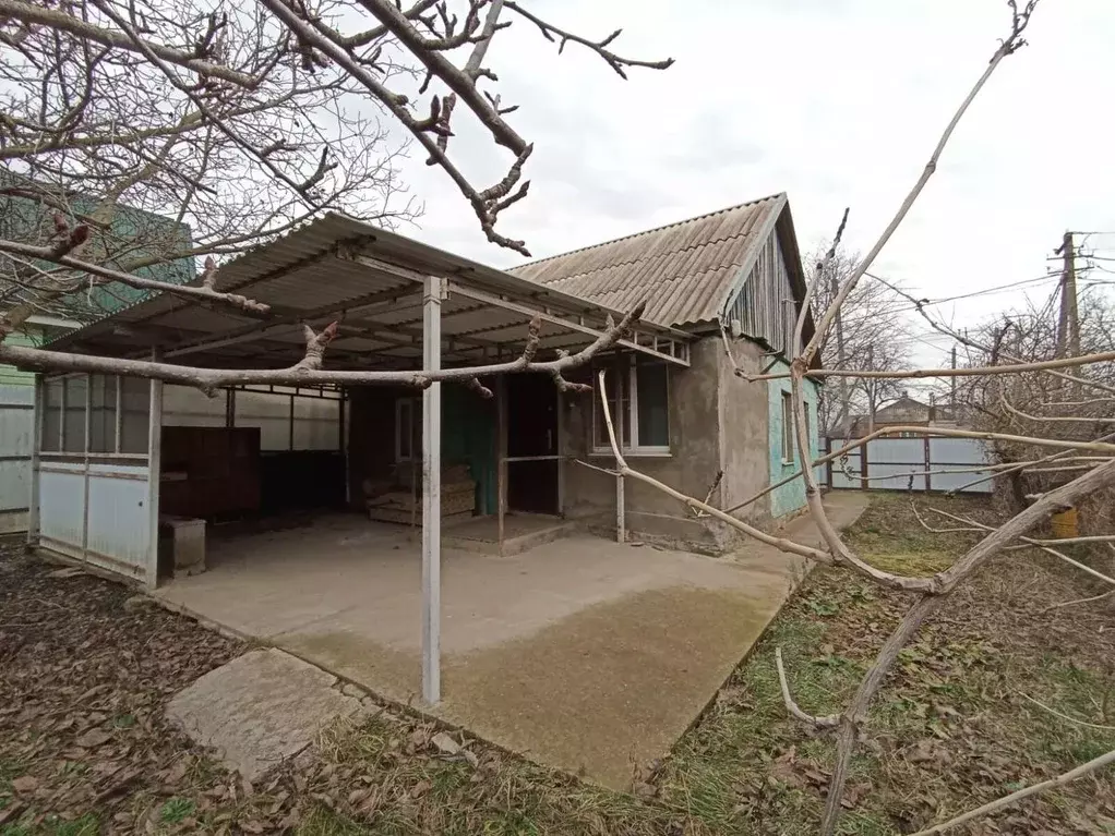 Дом в Краснодарский край, Абинск ул. Карла Маркса, 80 (32 м) - Фото 1