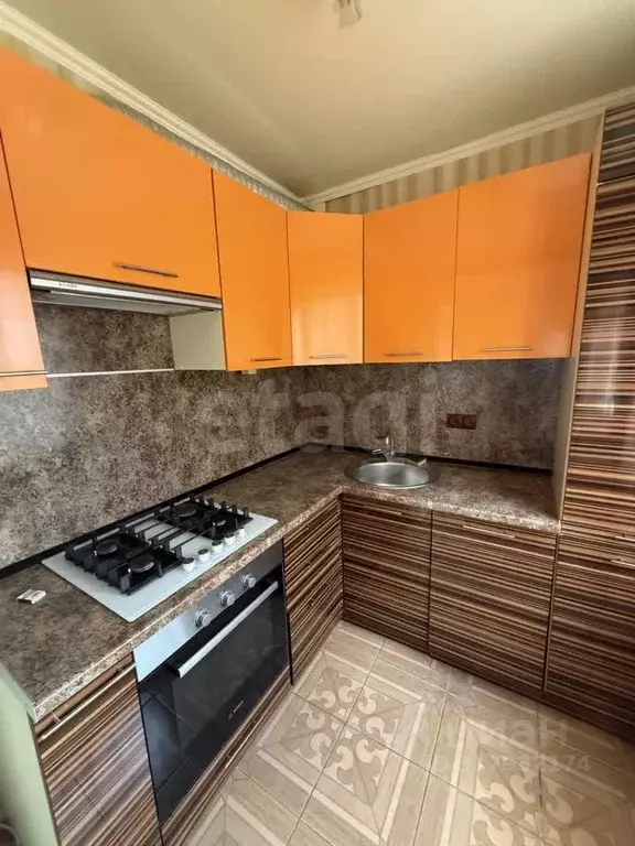 3-к кв. Калужская область, Калуга Анненки мкр, ул. Вишневского, 4 ... - Фото 0