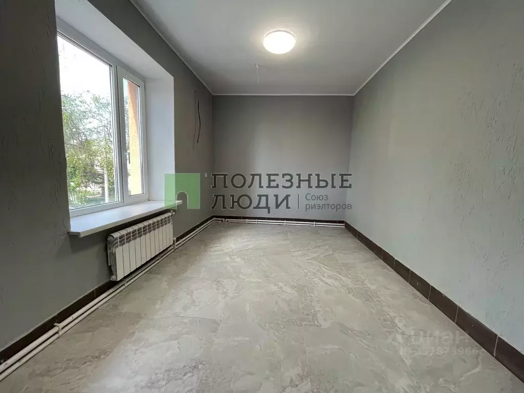 Комната Самарская область, Сызрань Базарная пл., 10 (17.0 м) - Фото 1
