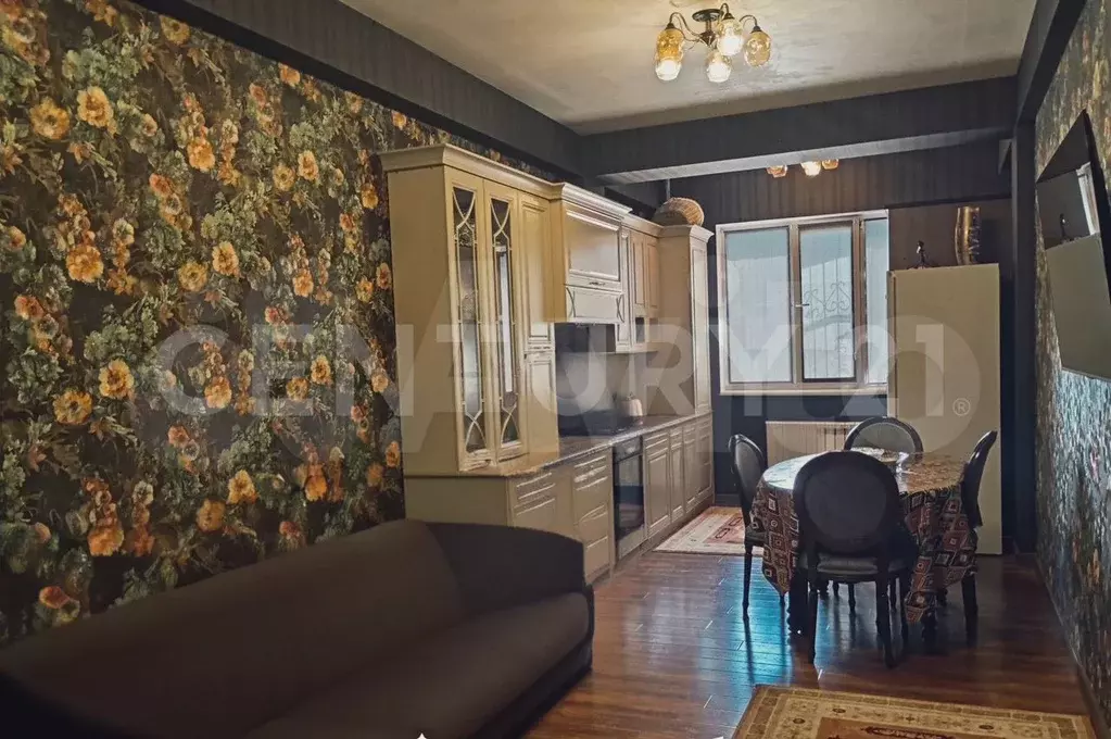 3-к. квартира, 90 м, 9/12 эт. - Фото 0