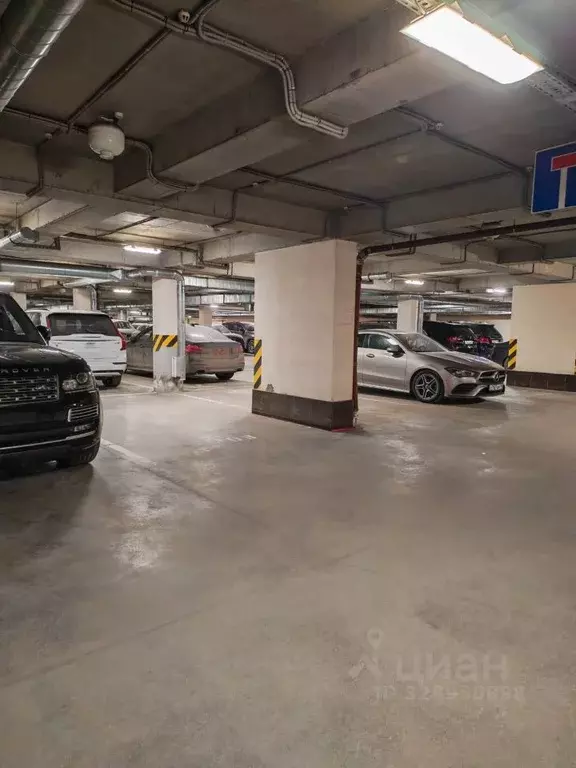 Гараж в Санкт-Петербург Корпусная ул., 9 (14 м) - Фото 1