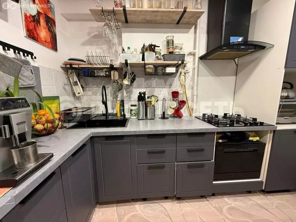 3-комнатная квартира: Мурманск, Морская улица, 11 (58.3 м) - Фото 1