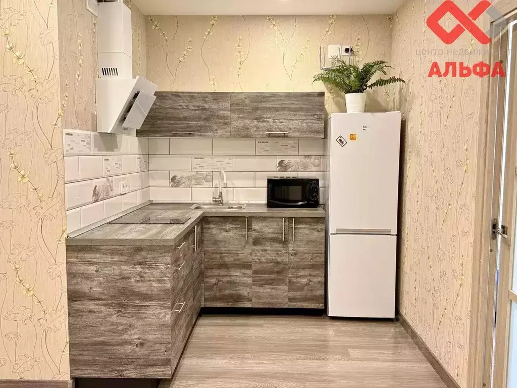 3-к кв. Кировская область, Киров Октябрьский просп., 117 (64.5 м) - Фото 2