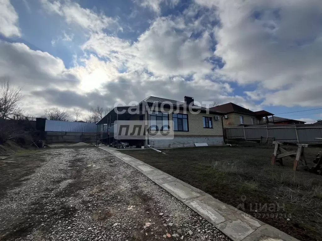 Дом в Калмыкия, Элиста ул. Парковая (140 м) - Фото 2