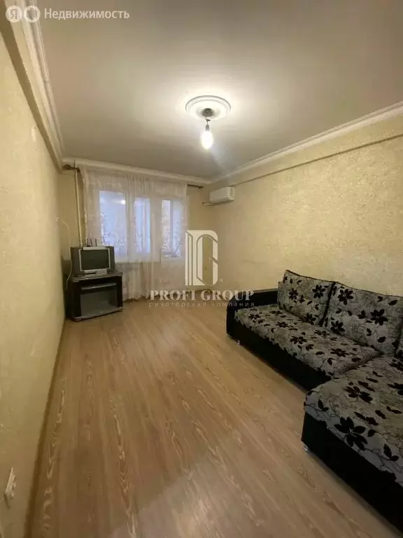 2-комнатная квартира: Каспийск, улица Зейнудина Батманова, 2 (54 м) - Фото 0