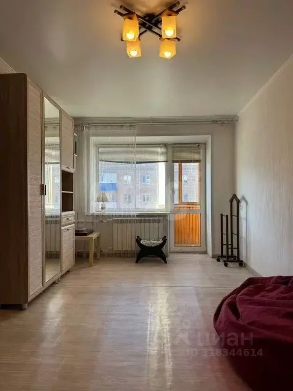 1-к кв. Брянская область, Брянск просп. Ленина, 12 (31.8 м) - Фото 0