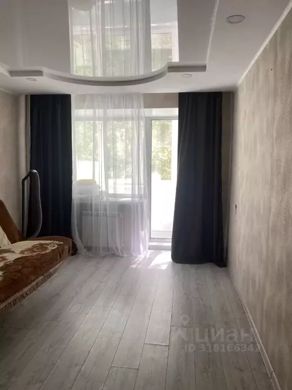 2-к кв. Свердловская область, Екатеринбург ул. Калинина, 40 (44.4 м) - Фото 1