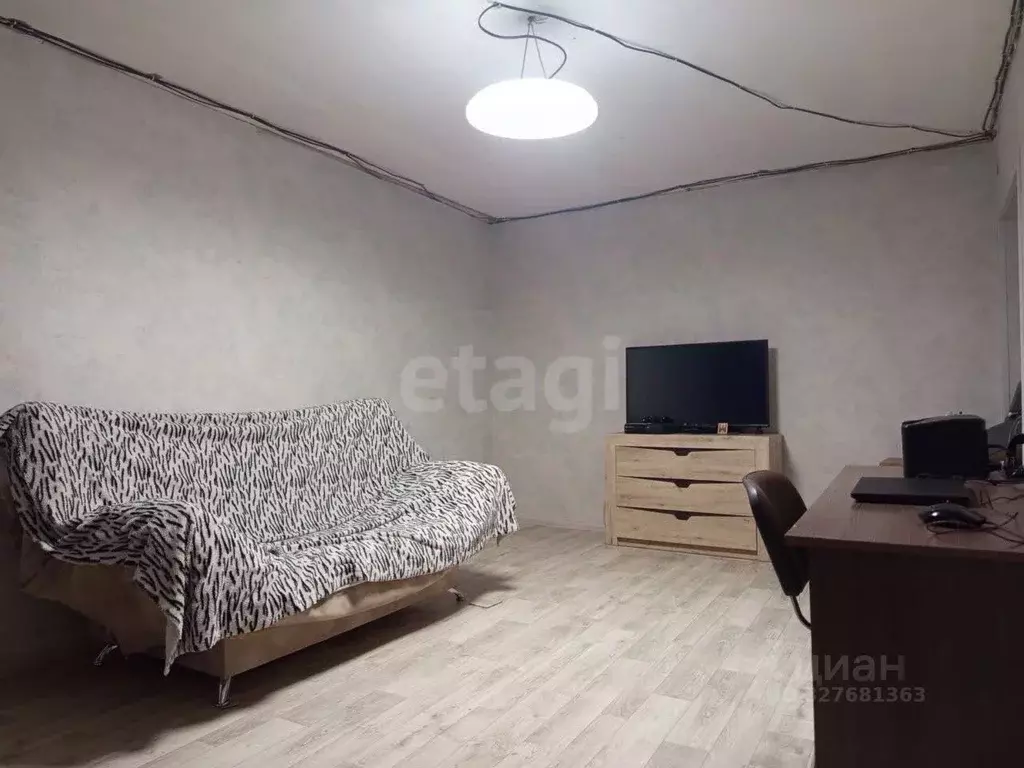 3-к кв. Крым, Евпатория городской округ, Заозерное пгт ул. Зеленая, 5 ... - Фото 0