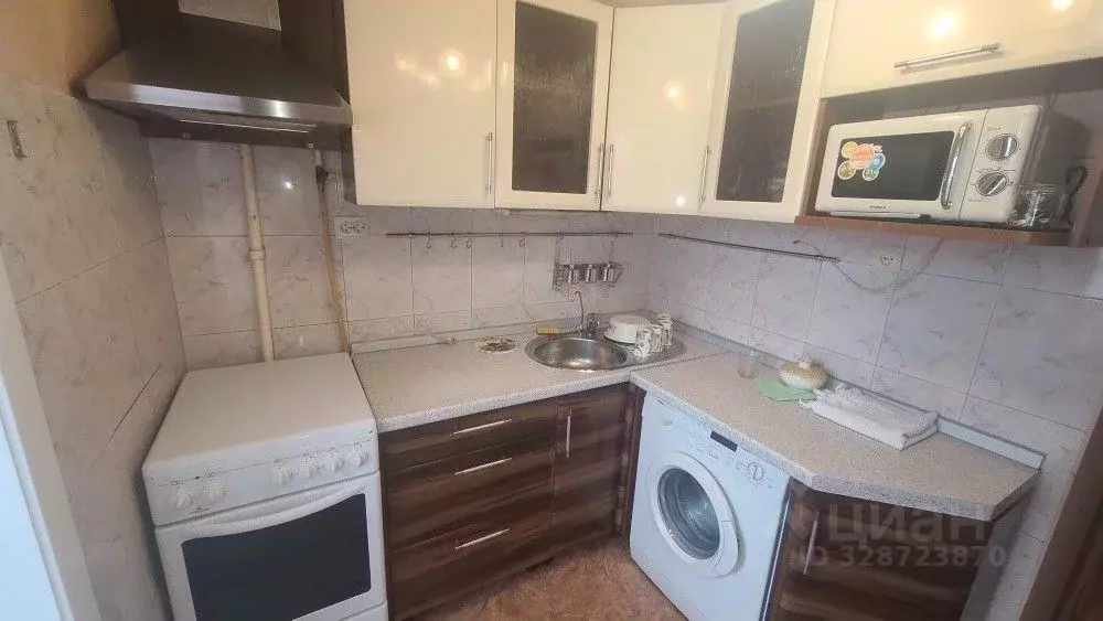 3-к кв. Свердловская область, Екатеринбург ул. Победы, 14 (64.0 м) - Фото 2