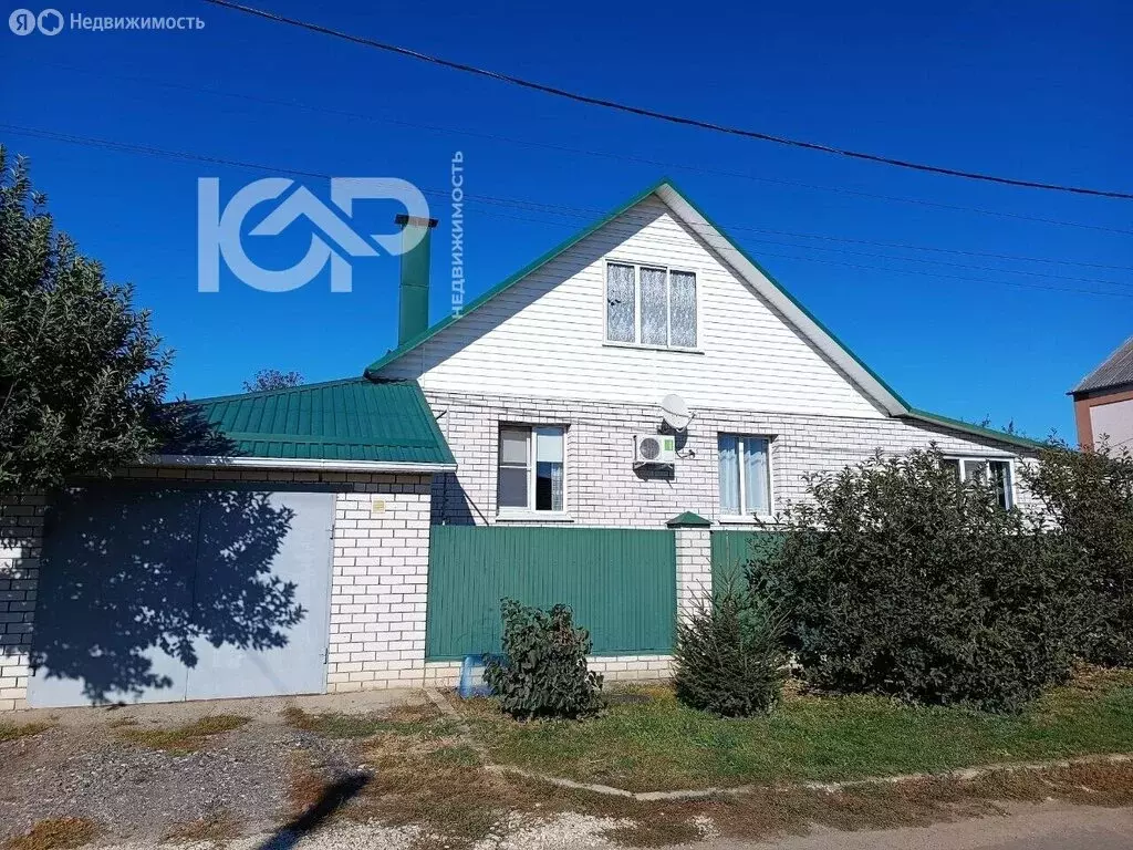 Дом в село Семилуки, улица Ушакова, 6 (120 м) - Фото 1
