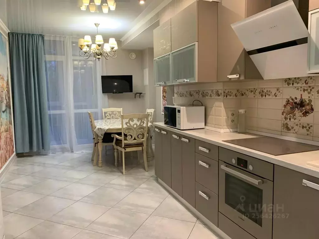 2-к кв. Калининградская область, Калининград ул. Гайдара, 122 (80.0 м) - Фото 1