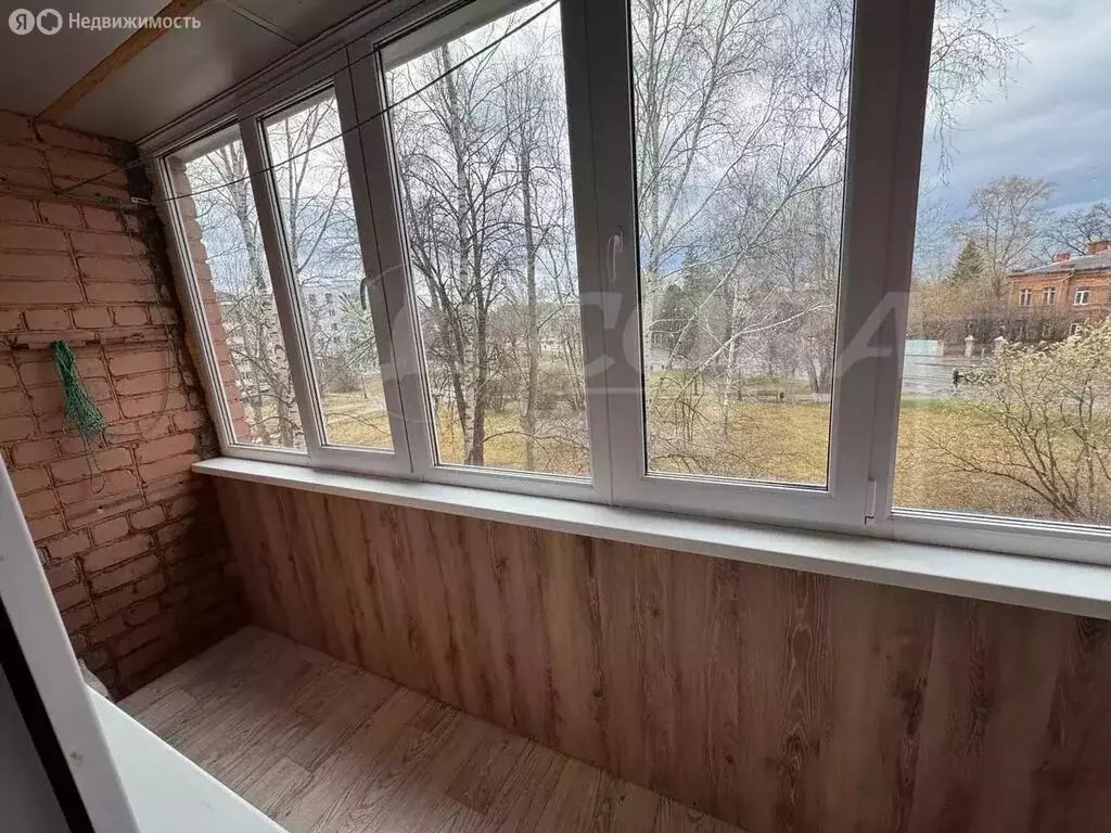 3-комнатная квартира: Тобольск, улица Семёна Ремезова, 54 (61 м) - Фото 0