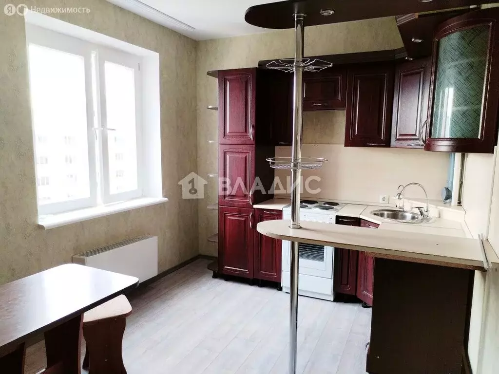 3-комнатная квартира: Тобольск, микрорайон Центральный, 24 (77.5 м) - Фото 1