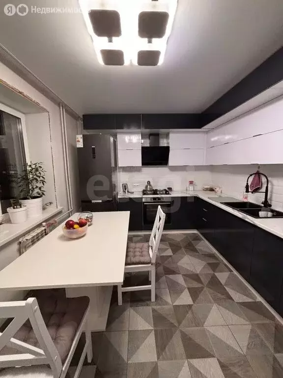 3-комнатная квартира: Саранск, улица Васенко, 7Гк2 (80 м) - Фото 1