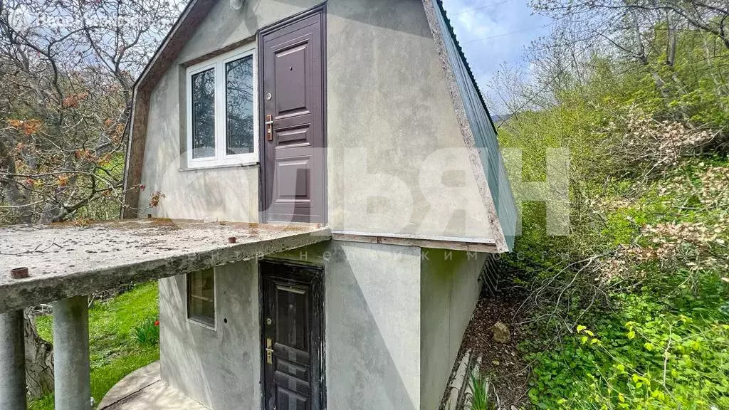 Дом в Республика Крым, городской округ Алушта, село Пушкино, Весенняя . - Фото 1
