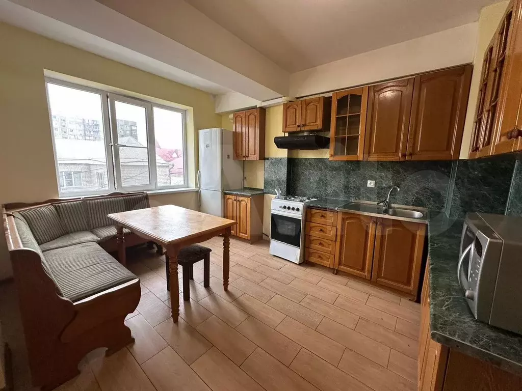 2-к. квартира, 76 м, 2/6 эт. - Фото 0