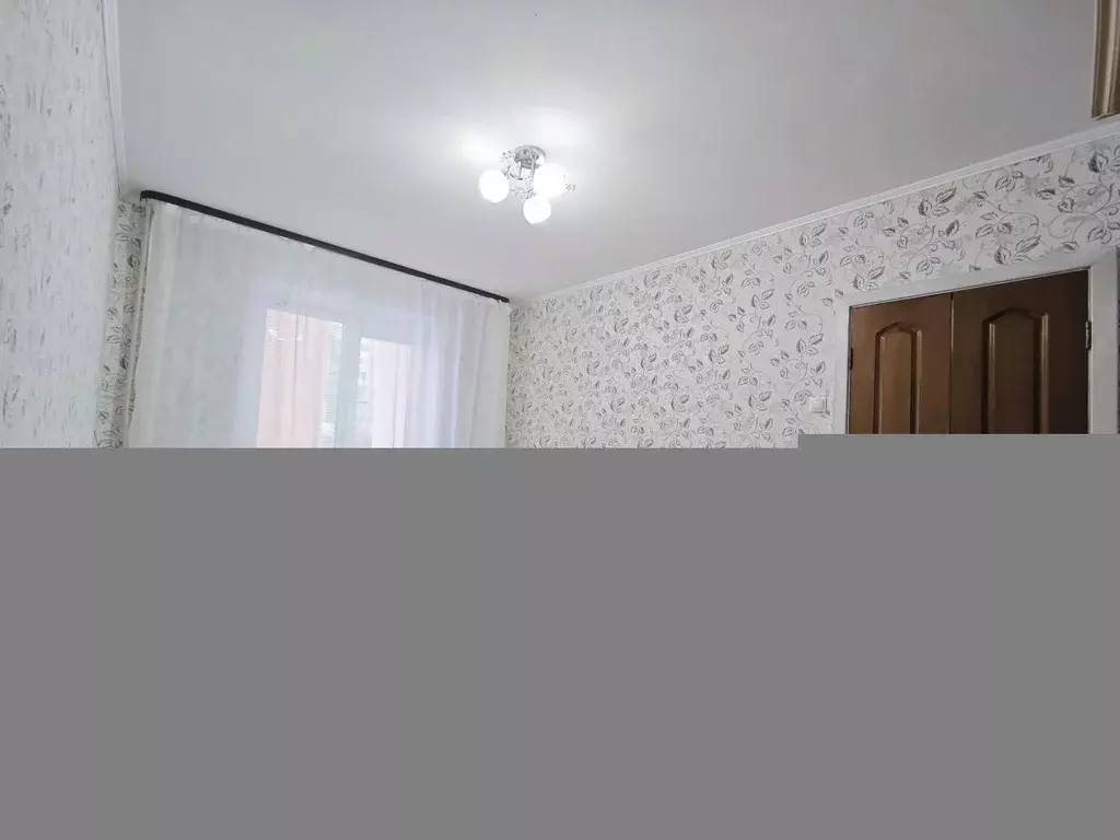 1-к кв. Тюменская область, Тобольск 9-й мкр, 23 (35.0 м) - Фото 1