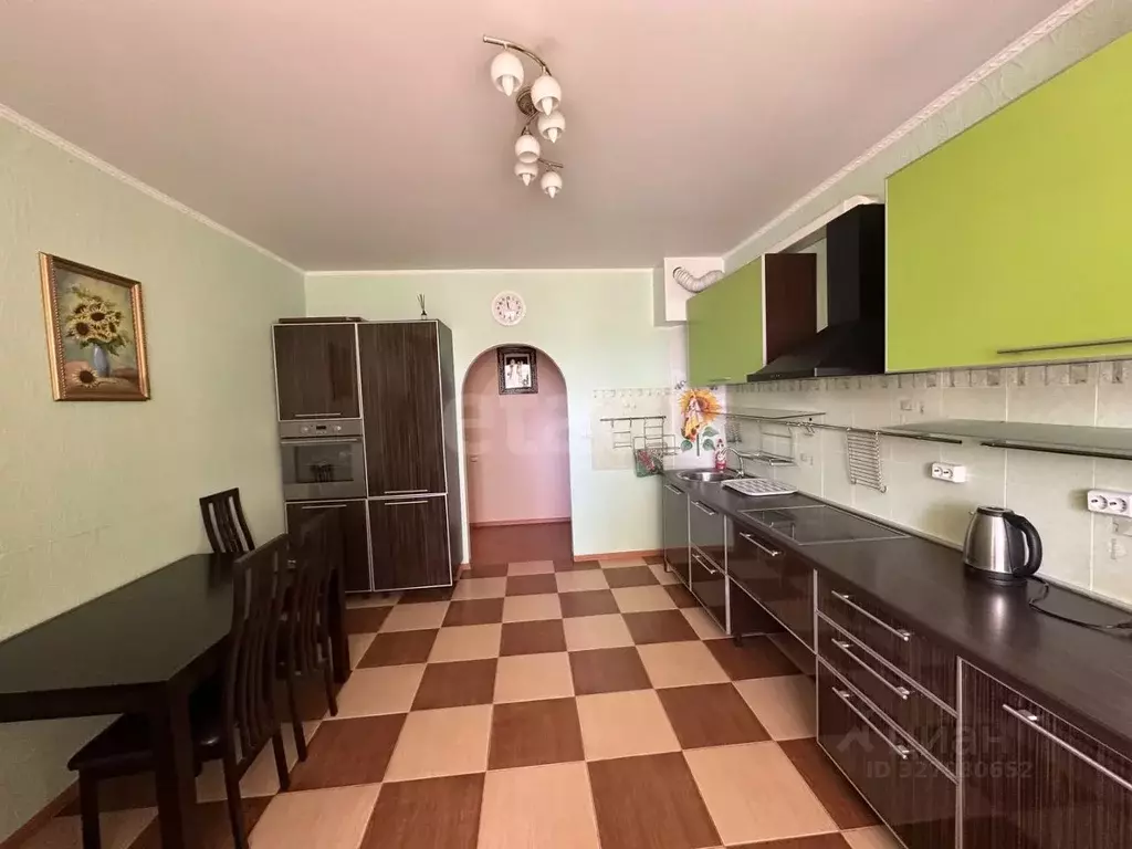1-к кв. Тюменская область, Тюмень ул. Демьяна Бедного, 83к1 (64.0 м) - Фото 1